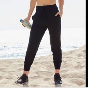 Fabletics Daria Jogger